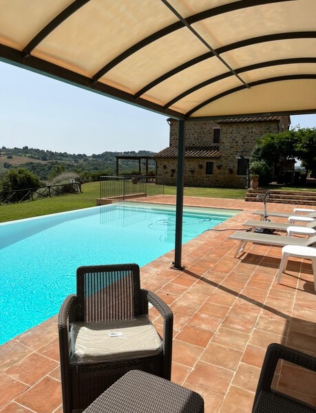 PISCINA.jpg