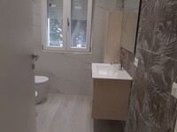 Bagno con doccia Fin affaccio Sud.jpeg