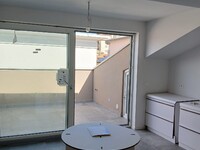 27f72ad3-cb79-4f04-8375-fb27e87aad34.jpg