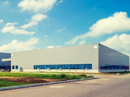 immagine capannone.jpg