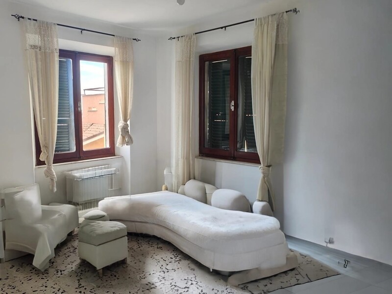 Soggiorno finestrato.jpeg